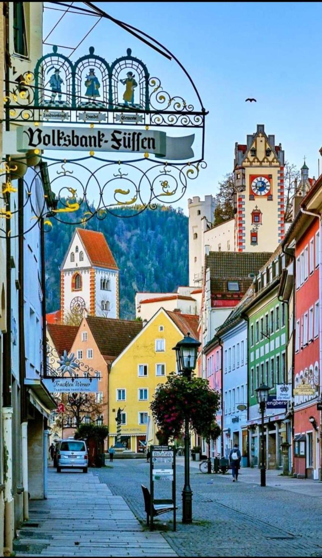 House La Neuschwanstein Blick - Budget City Hotel Füssen Exteriér fotografie