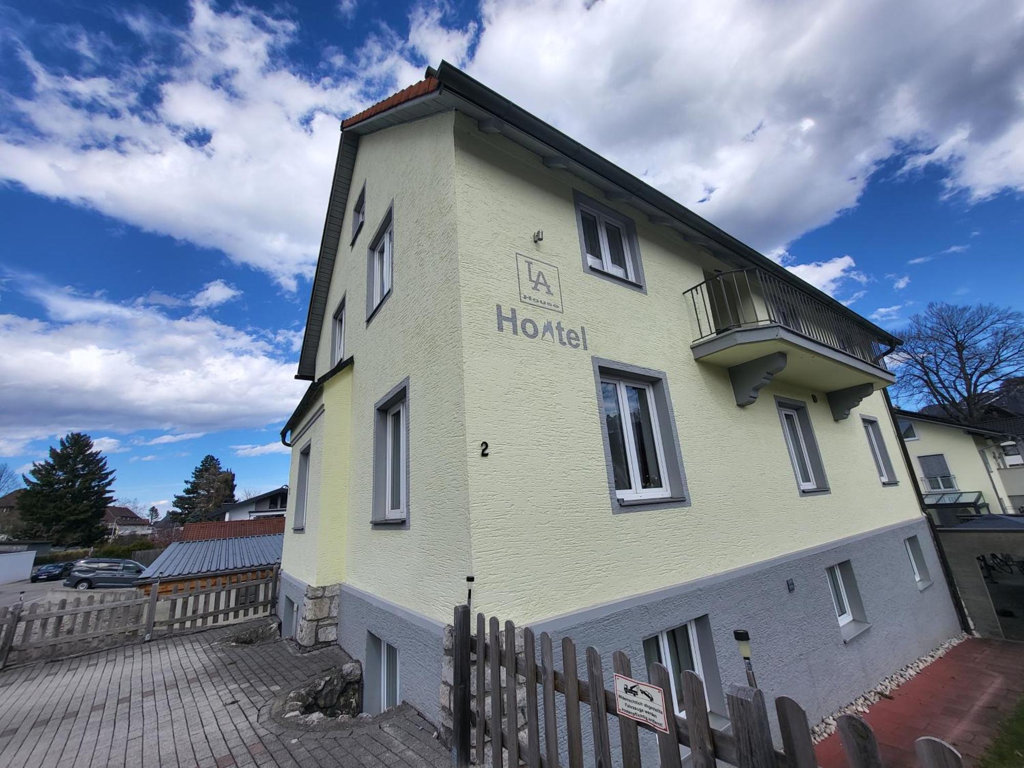 House La Neuschwanstein Blick - Budget City Hotel Füssen Exteriér fotografie